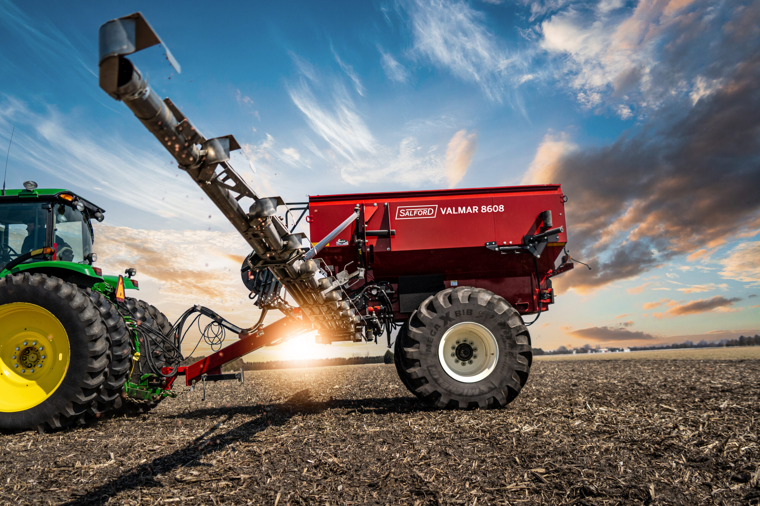 8600 Applicator - Salford Group Inc.