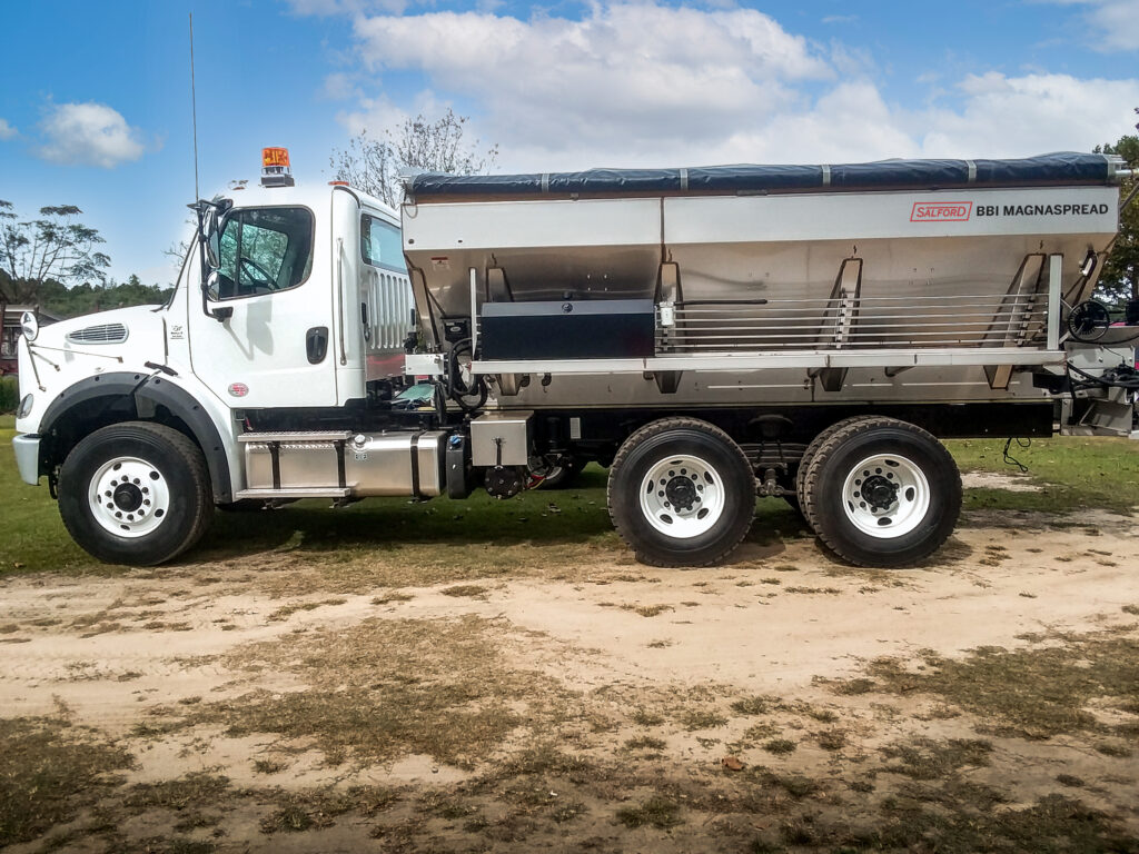 MagnaSpread Truck Mount Spinner Spreader