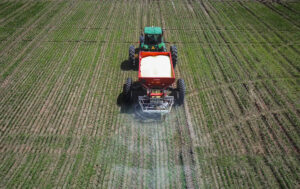 Salford BBI Sniper spreading fertilizer